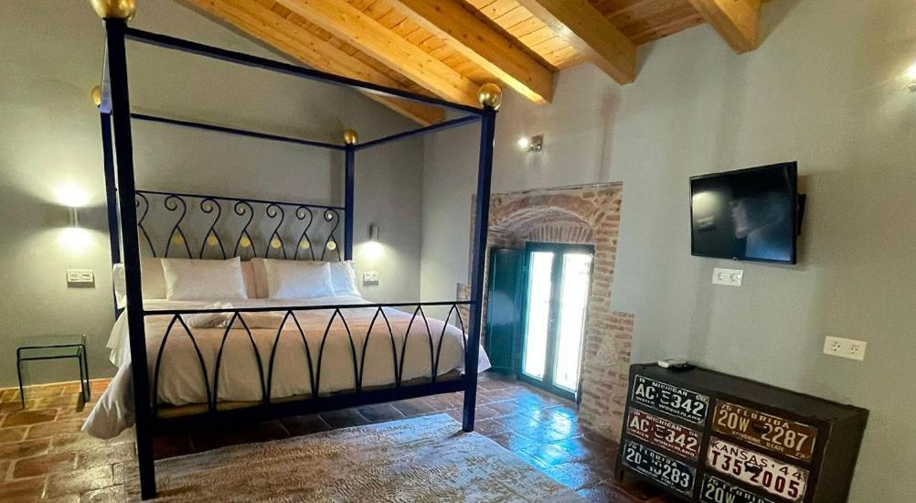 Hotel Rural La Casa De Carlota Montánchez Zewnętrze zdjęcie