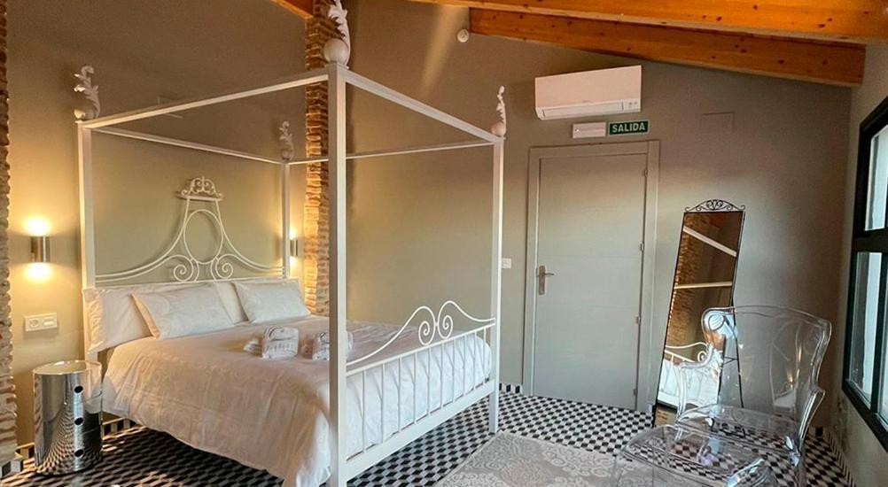 Hotel Rural La Casa De Carlota Montánchez Zewnętrze zdjęcie